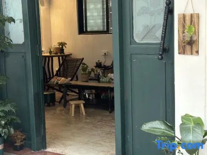 Youxing Courtyard