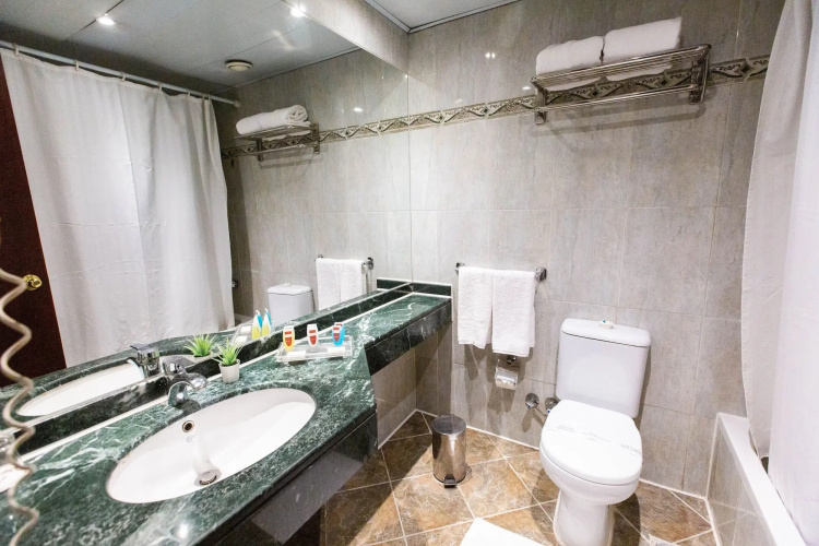 Grand Pyramids Hotel