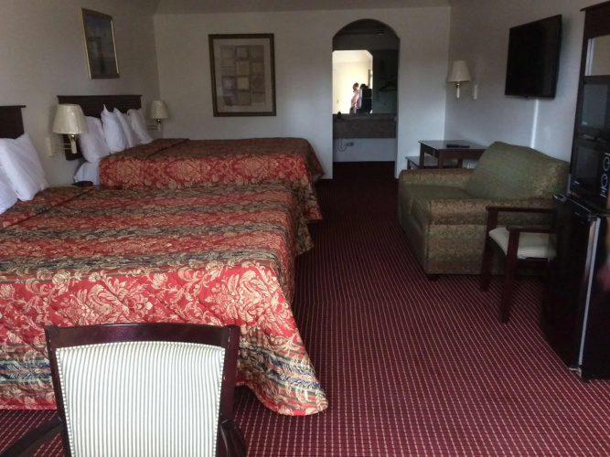 Executive Inn & Suites Schulenburg
