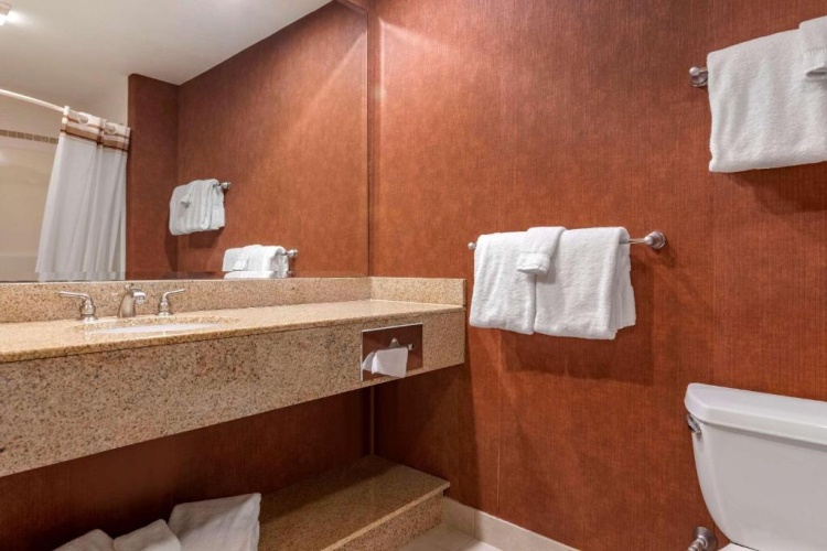 Quadruple Suite