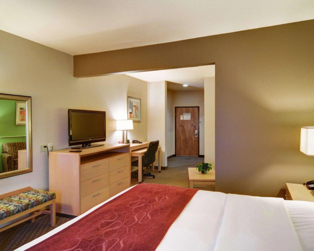 Comfort Suites Lindale - Tyler North
