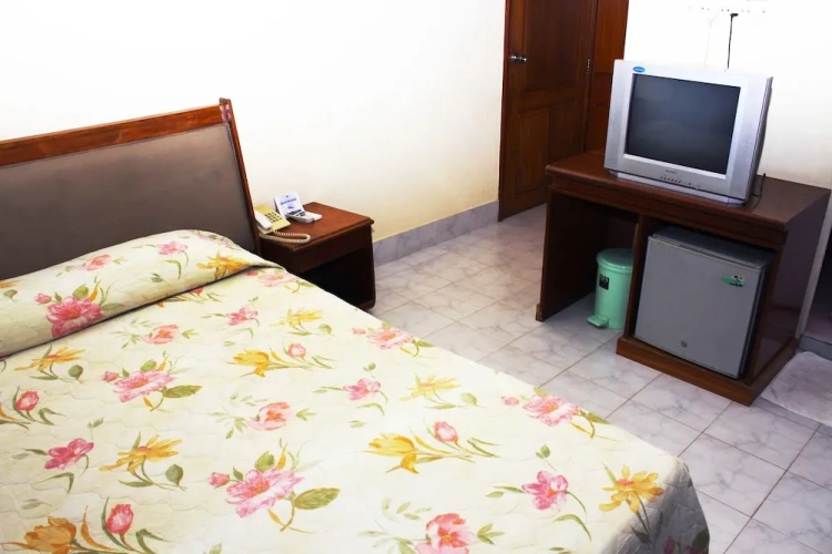 Deluxe Suite