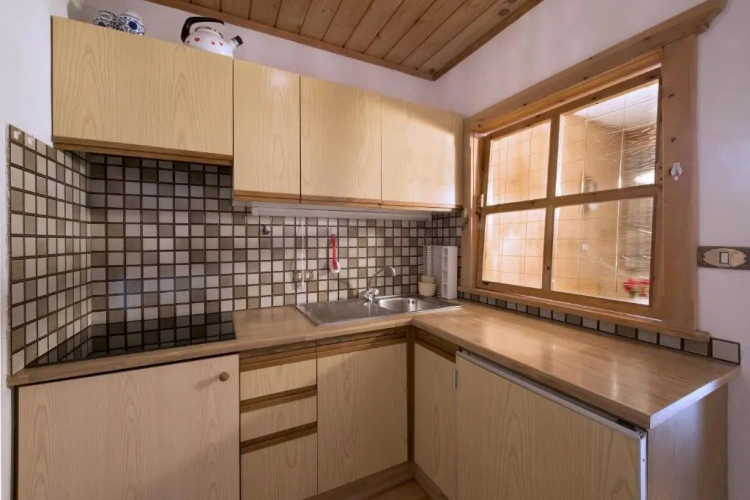 1 Bedroom Basement Apartment