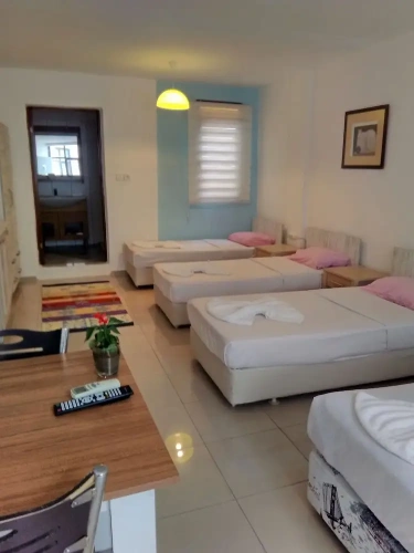 Comfort Family room with land view