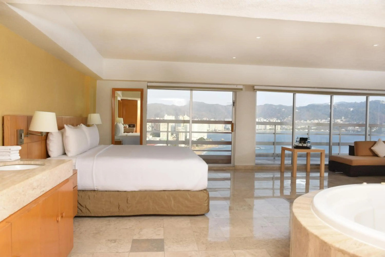 HS HOTSSON Hotel Acapulco