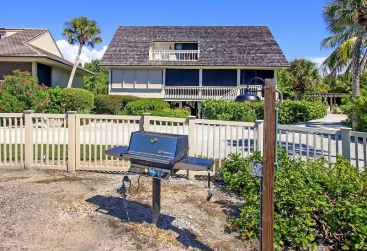 2 Bedrooms Cottage