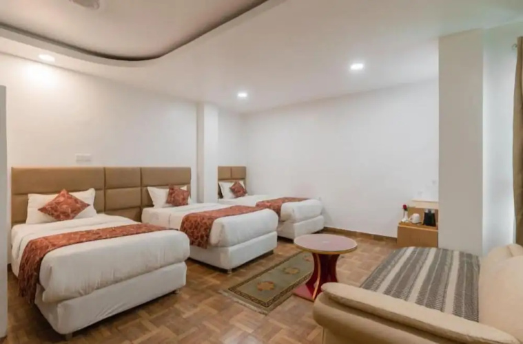 Hotel Ratnasambhava