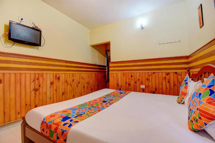 FabHotel KS Thayagam Residency