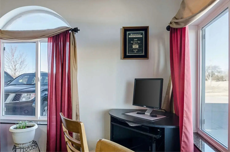 Rodeway Inn