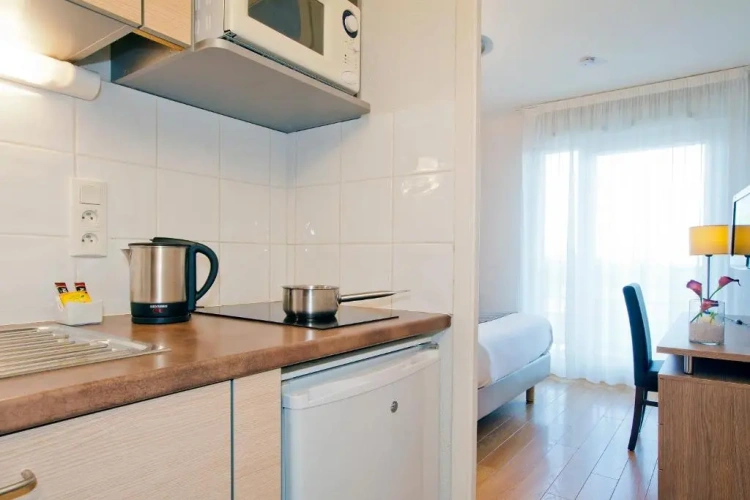 Studio with balcony and with view