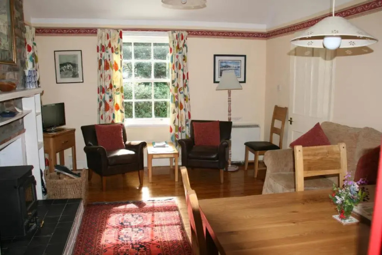 Laich Cottage