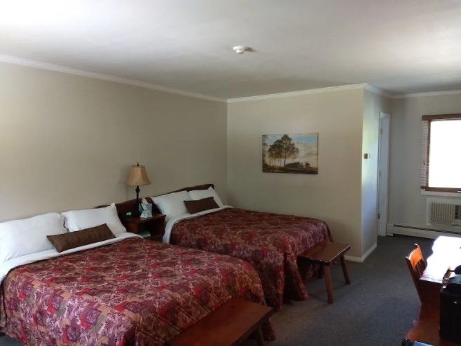 The Lodge at West River