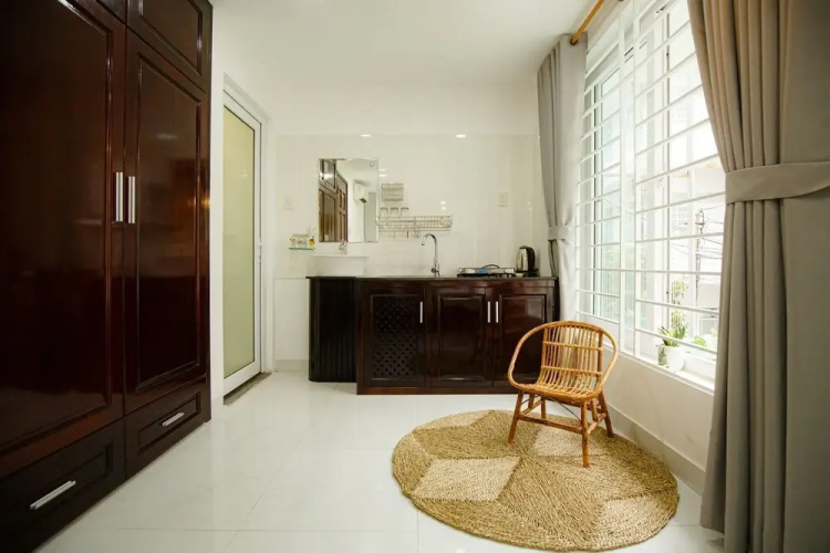 Livin Hub Hostel  Apartment