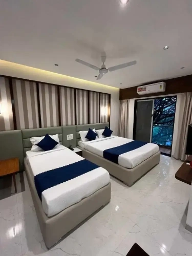Deluxe Triple room
