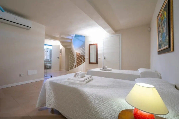 2 Bedrooms Quintuple Family Suite with sea view