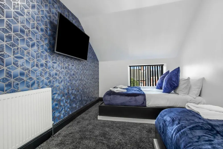 Mixies Manor Sasco Apartments