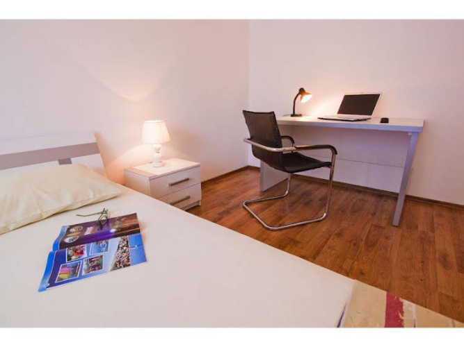 Apartment Dutch ***