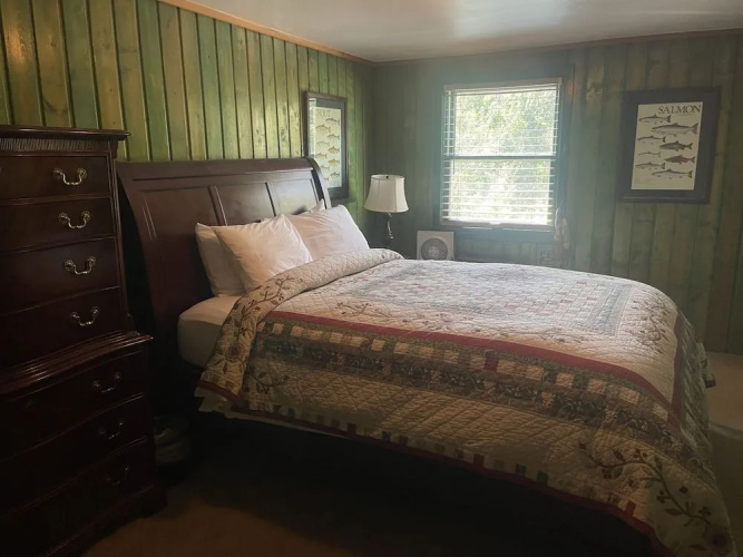 Silver Fork Lodge and Restaurant