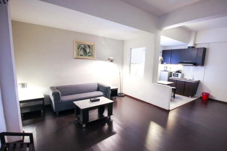 2 Bedrooms Apartment