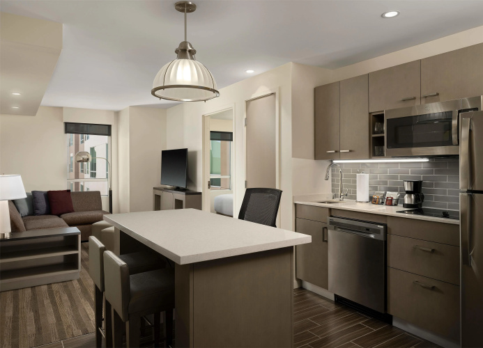 Hyatt House LA - University Medical Center photo 21
