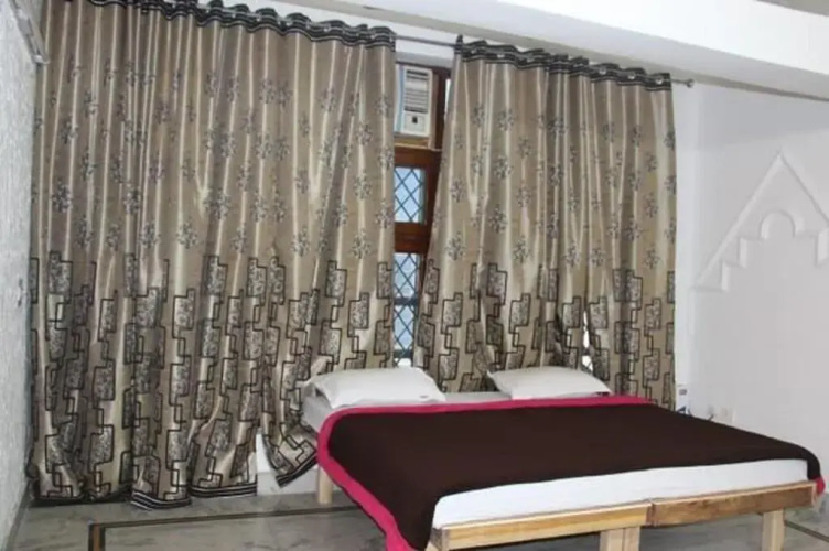 Hotel Mayank
