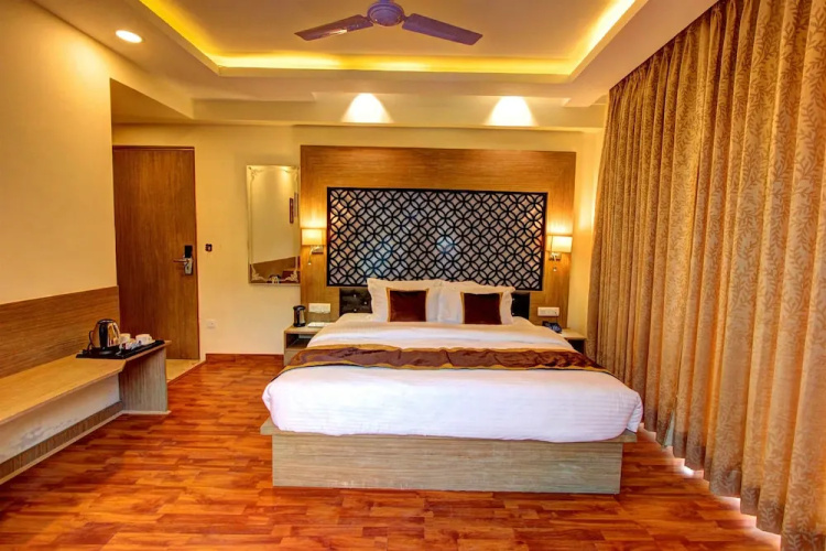 Hill County Resort & Spa, Manali