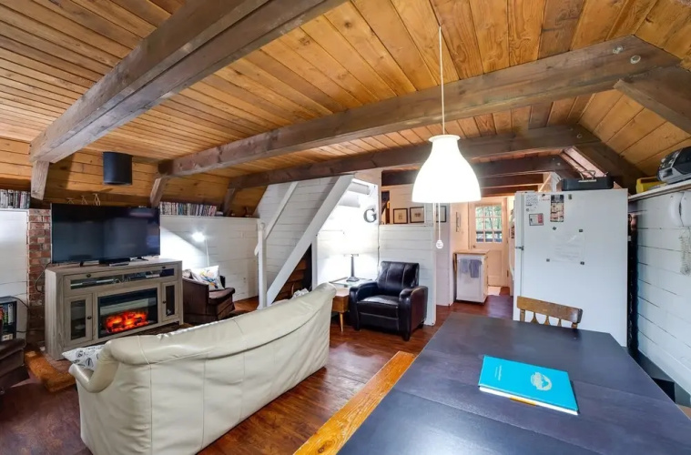 86SL - Rustic - Pets Ok - BBQ - Sleeps 6