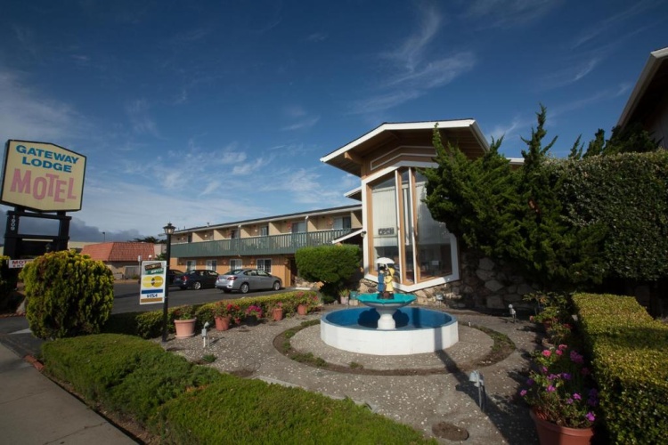 Gateway Lodge Motel photo 11