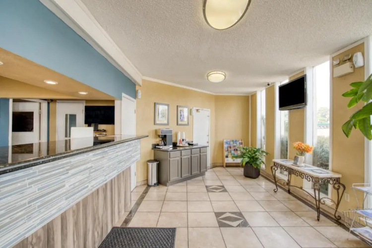 OYO Hotel Alexandria LA - Hwy 165