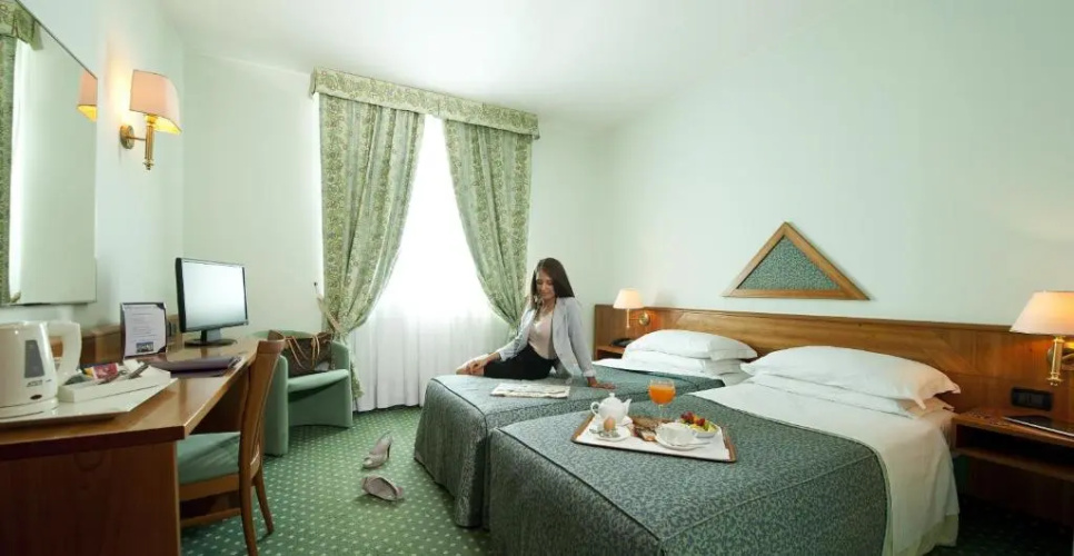 Castagna Palace Hotel & Restaurant