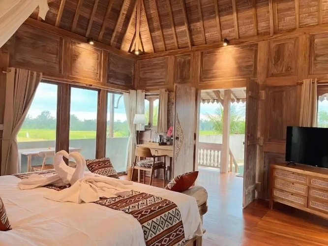 Deluxe Villa