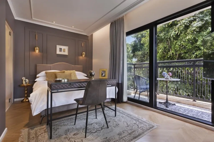 Deluxe Double room with balcony