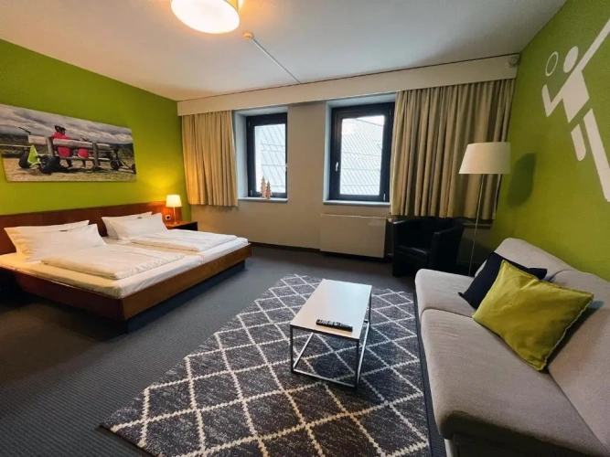 Standard Triple room