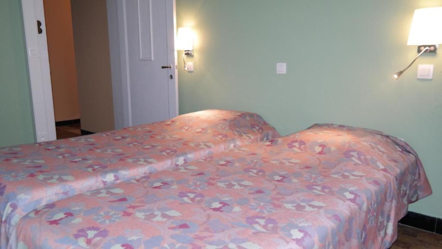 Economy Twin room