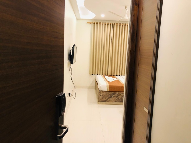 Deluxe Single room