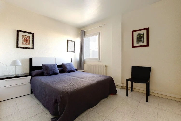 1 Bedroom Apartment with balcony