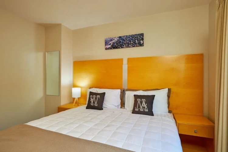 1 Bedroom Deluxe Apartment with balcony and with sea view