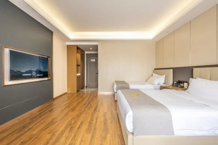 Bole Jing Pin Hotel
