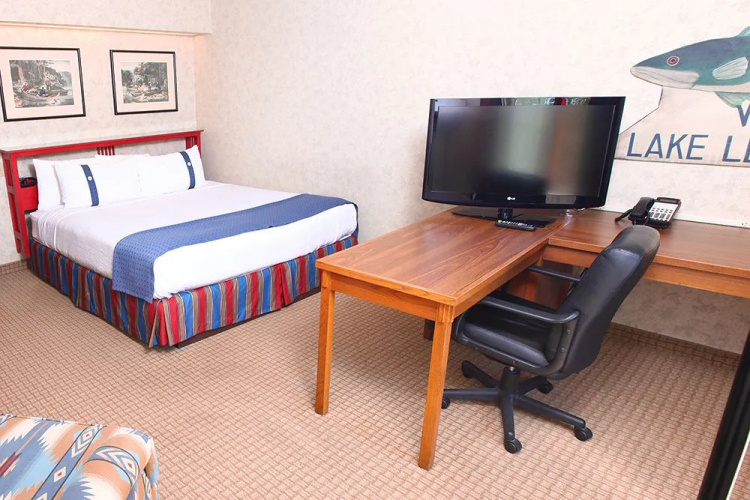 Wildwood Lodge