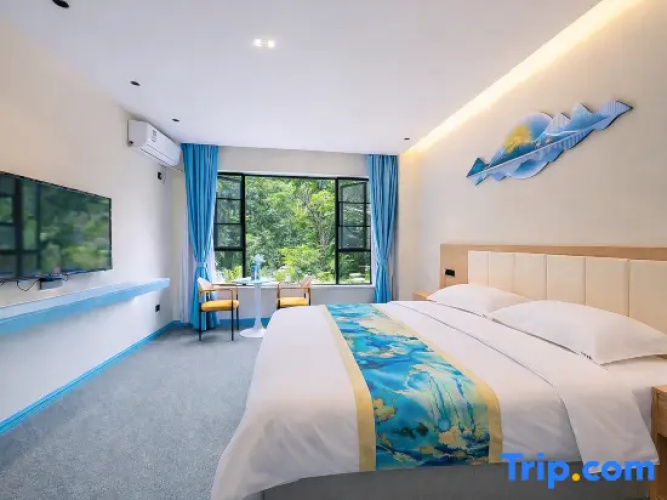 2 Bedrooms Suite