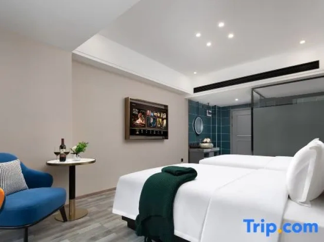 Comfort Double room with city view