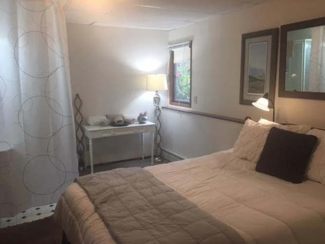 A Goldenview Bed and Breakfast