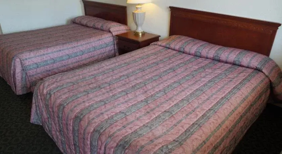 El Rancho Inn