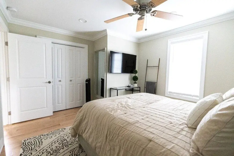 Third Coast Hideaway - Saugatuck - Douglas Downtown Area - Spacious & Spotless