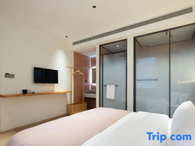 Standard Double room with view