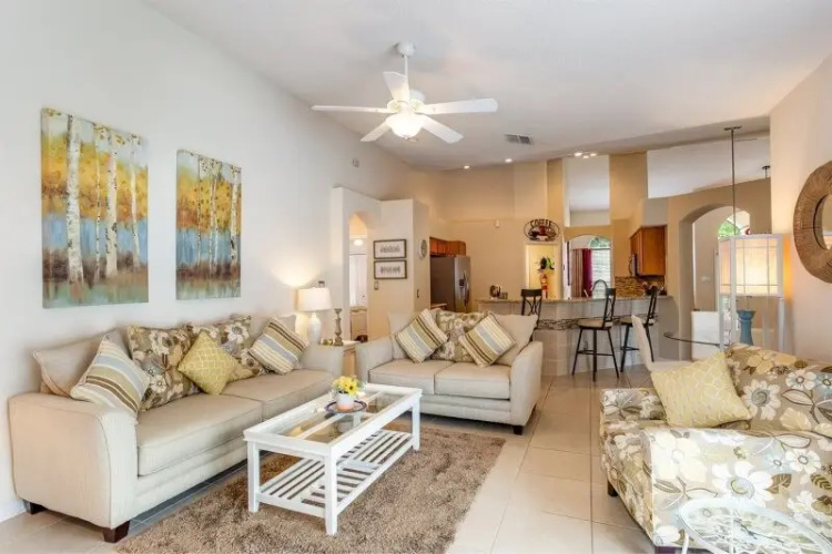 Beautiful 4 Bed Villa With Southwest Facing Pool, Clermont, US