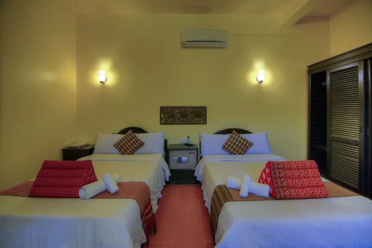 Deluxe Twin room with balcony