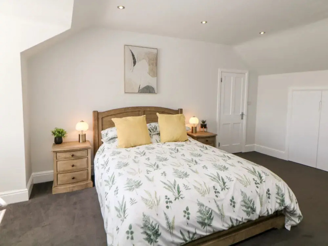 Sunshine Apartment