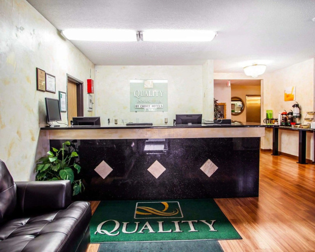 Quality Inn & Suites Champaign North - Urbana