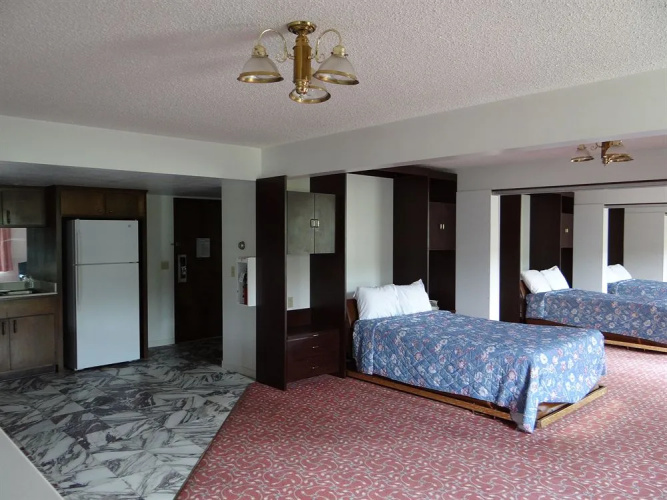 Bellevue Hotel & Suites